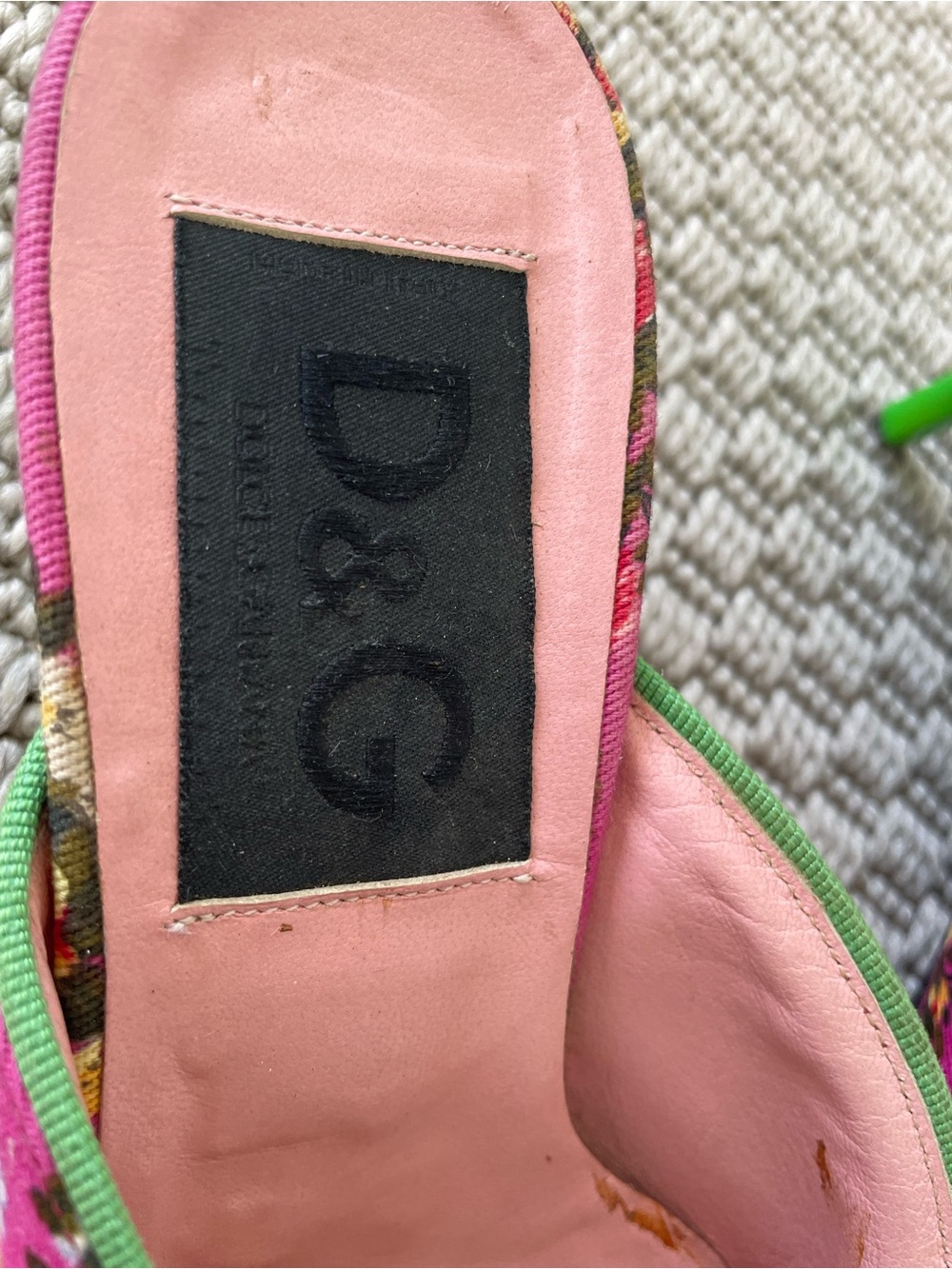D&G Pink Floral Pointed-Toe Mules with Green Heel vintage - Picture 10 of 10